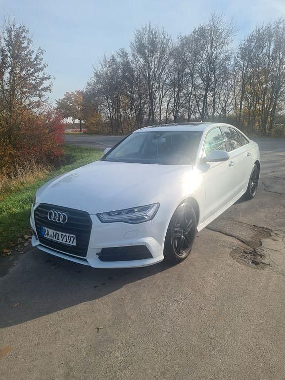 Weiß Gebraucht 2018 Audi A6 Comfort Limousine | 22.999 € (Fairer Preis) - Bild 1/4