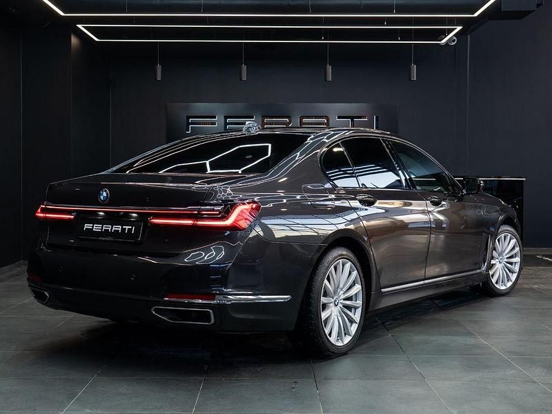 Gebraucht BMW 730 265 PS (194 kW) 2020 Grau Limousine