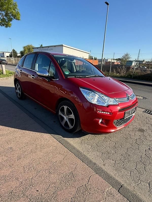 Gebraucht Citroën C3 82 PS (60 kW) 2016 Rot Kleinwagen