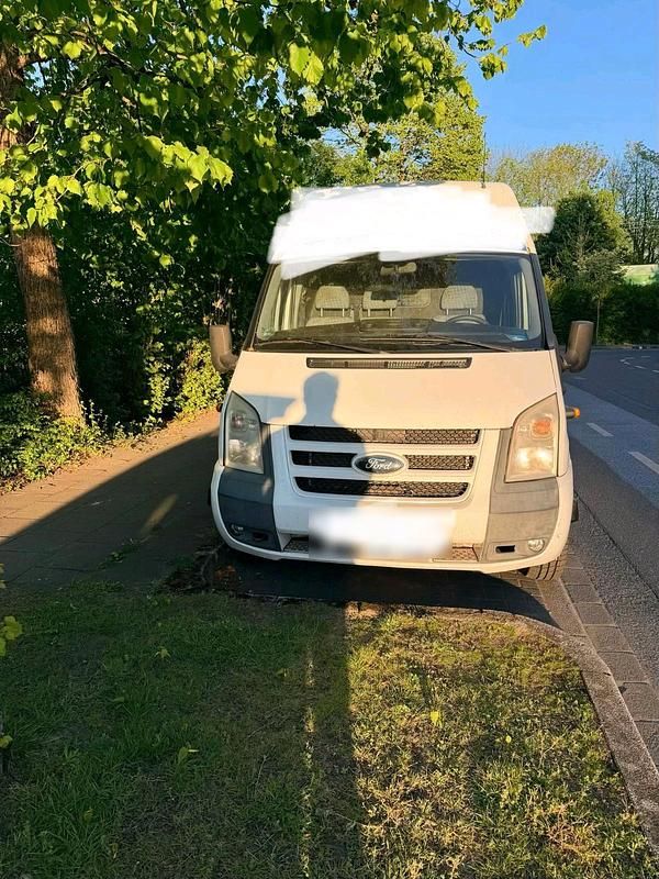 Second-hand Ford Transit 200 CP (147 kW) 2011 Alb Monovolum