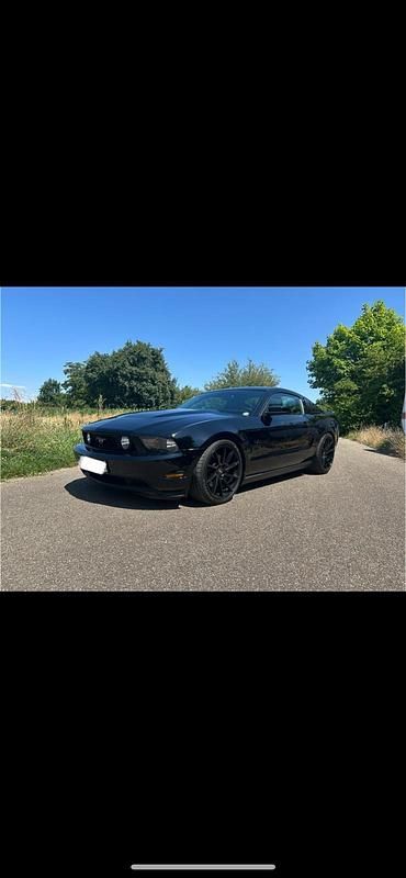 Schwarz Gebraucht 2012 Ford Mustang GT Coupé | 22.999 € (Fairer Preis) - Bild 1/4