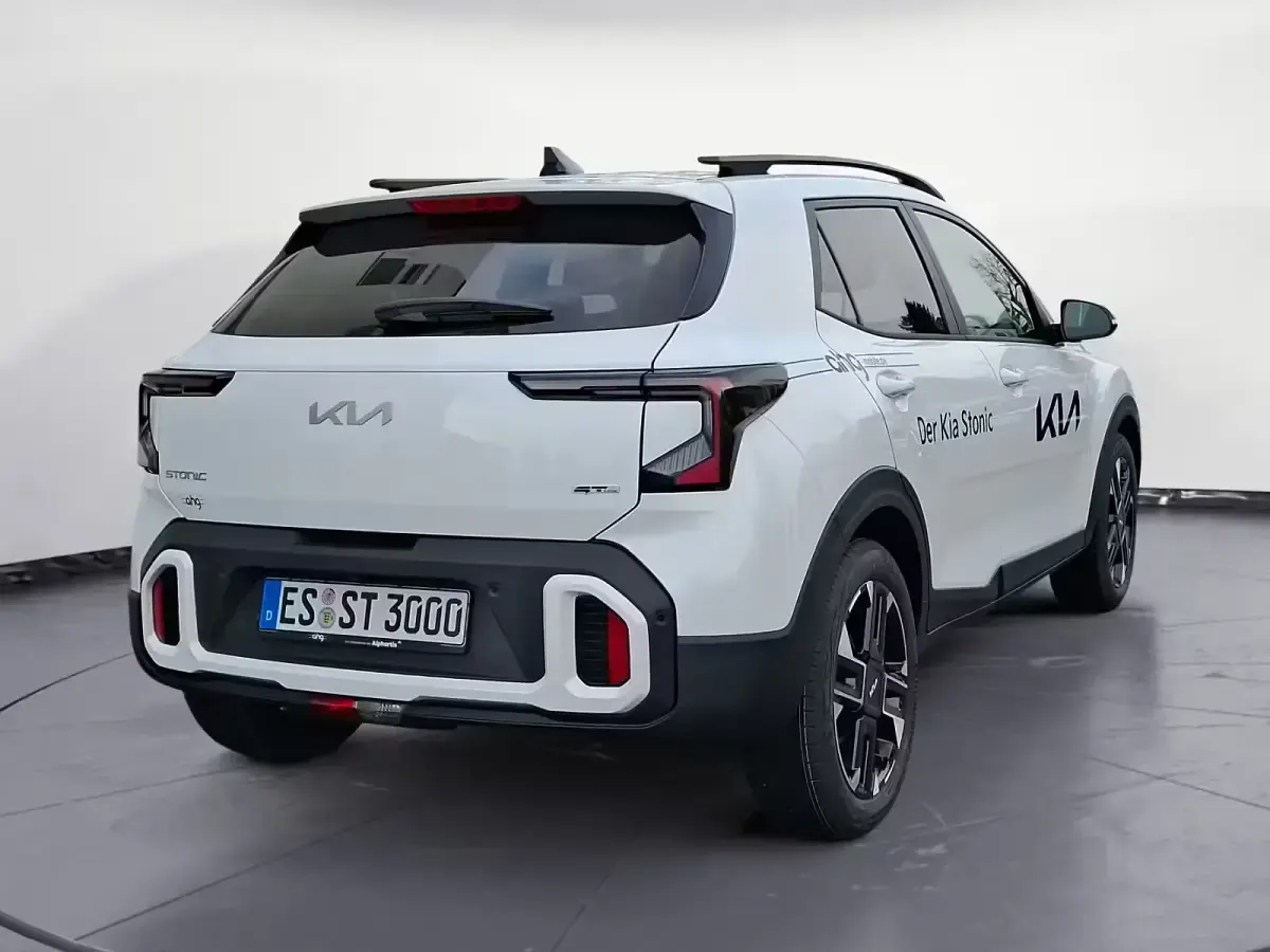 Gebraucht Kia Stonic GT-Line 116 PS (85 kW) 2026 Weiß SUV