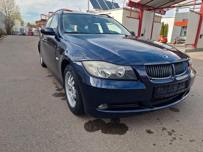 Gebraucht BMW 318 129 PS (94 kW) 2006 Schwarz Kombi