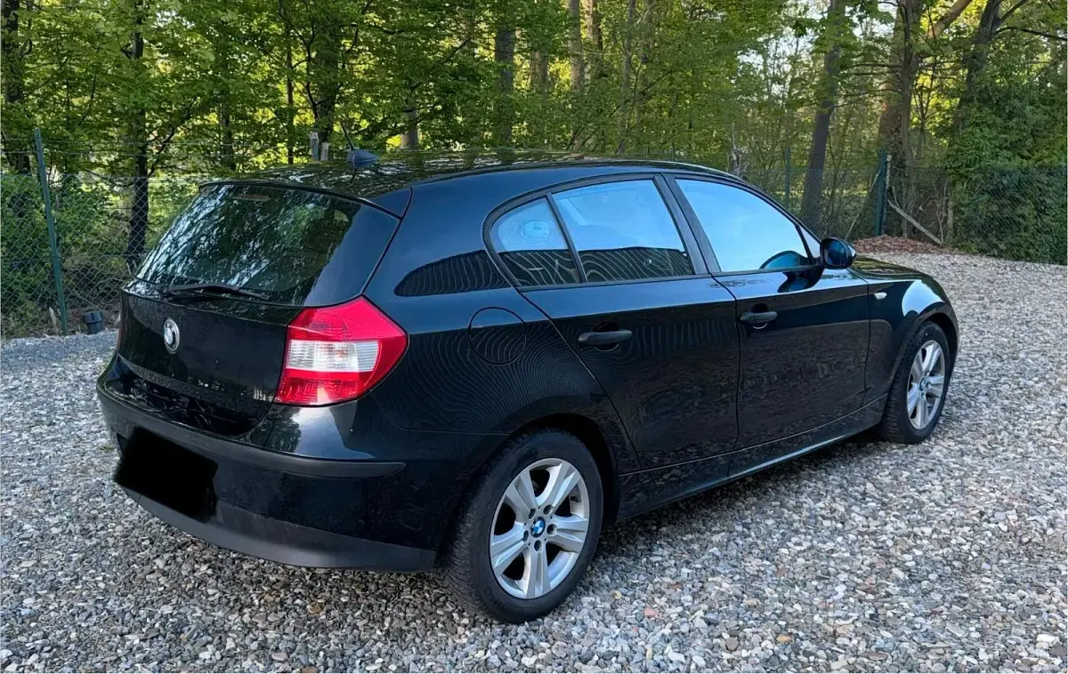 Second-hand BMW 116 116 CP (85 kW) 2006 Negru Hatchback