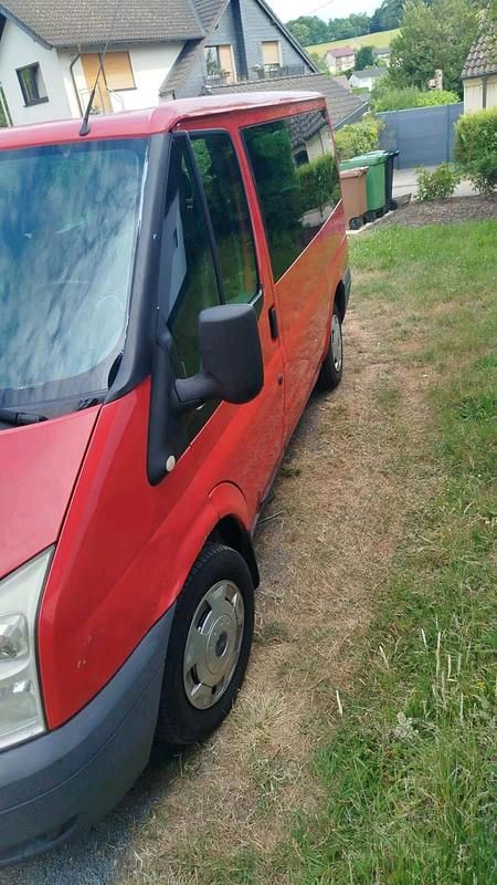 Second-hand Ford Transit 110 CP (80 kW) 2007 Roșu Monovolum