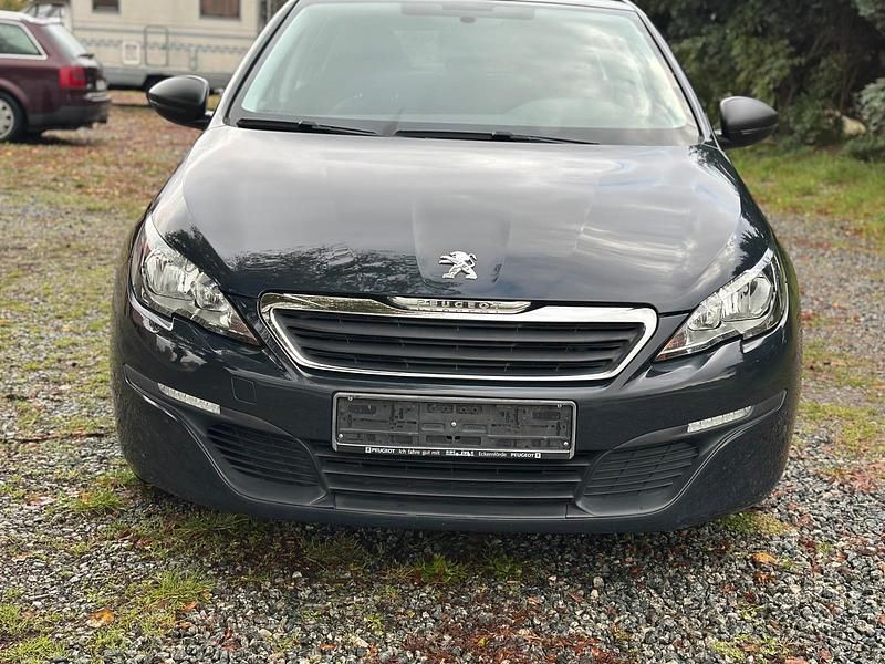 Gebraucht Peugeot 308 81 PS (59 kW) 2013 Grau Kleinwagen