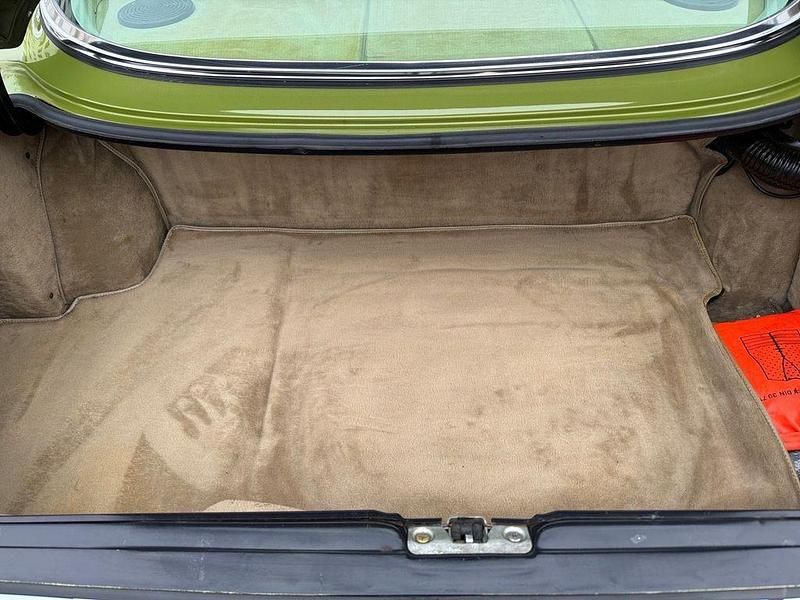 Usata Mercedes SLC280 177 CV (130 kW) 1977 Verde