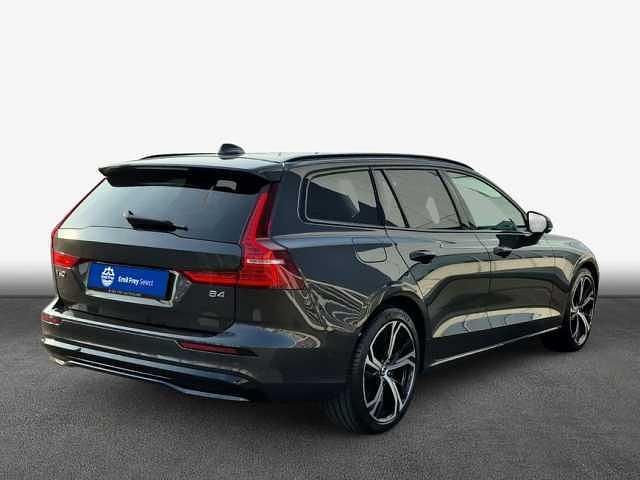 Gebraucht Volvo V60 145 PS (106 kW) 2025 Kombi