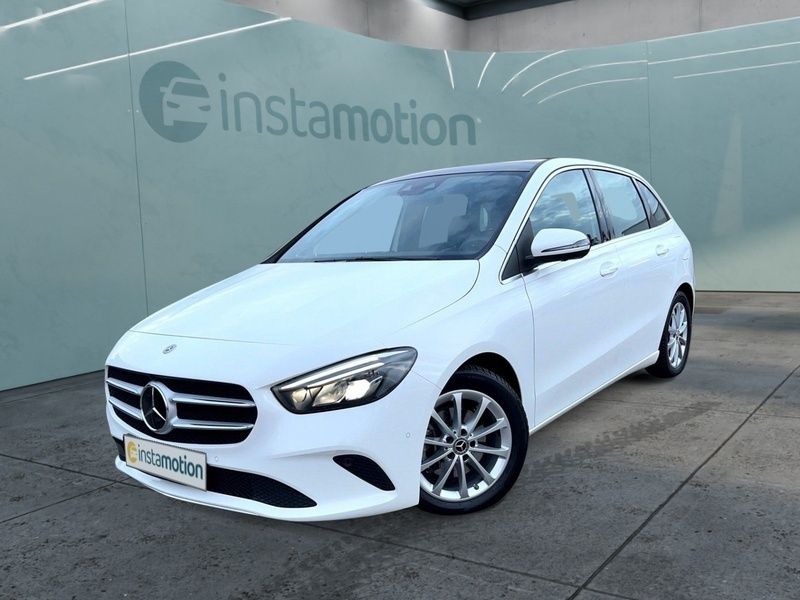 Gebraucht Mercedes B200 163 PS (119 kW) 2019 Weiß Van / Kleinbus
