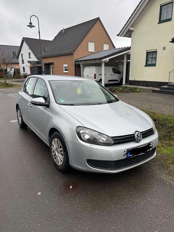 Gebraucht VW Golf VI Style 80 PS (58 kW) 2011 Silber Kleinwagen
