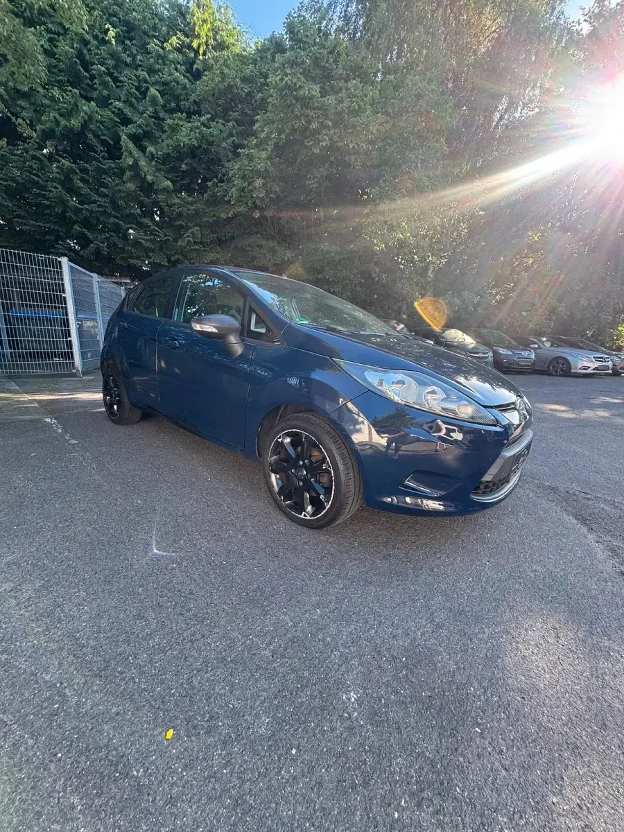 Gebraucht Ford Fiesta 60 PS (44 kW) 2009 Blau Limousine