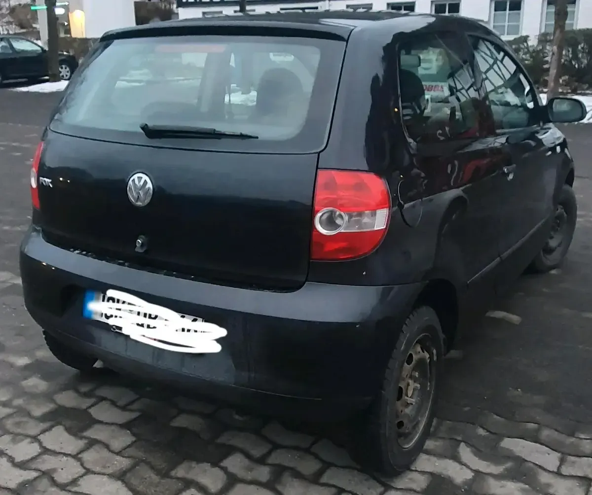 Usado VW Fox 55 CV (40 kW) 2005 Negro Utilitario
