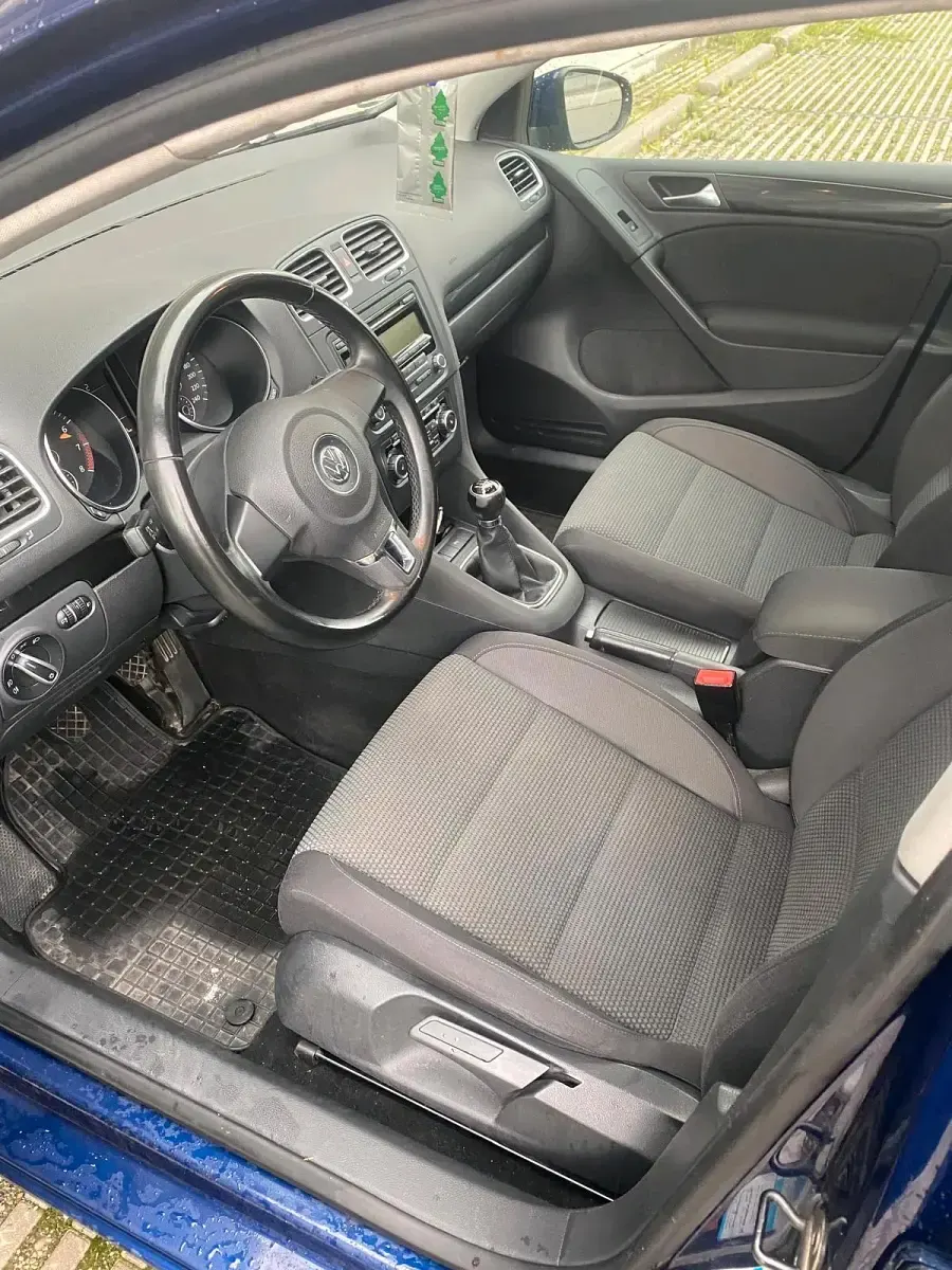 Gebraucht VW Golf VI 80 PS (58 kW) 2009 Blau Kleinwagen