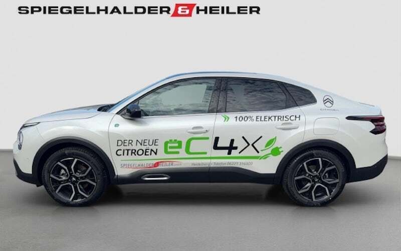 Gebraucht Citroën e-C4 Shine 100 kW (136 PS) 2023 Weiß Limousine