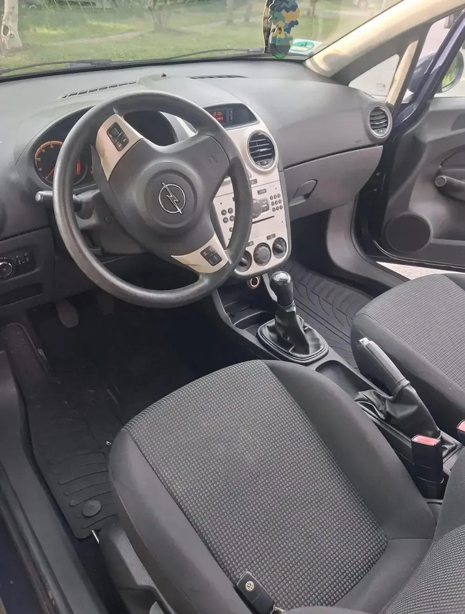 Gebraucht Opel Corsa 75 PS (55 kW) 2010 Blau Kleinwagen