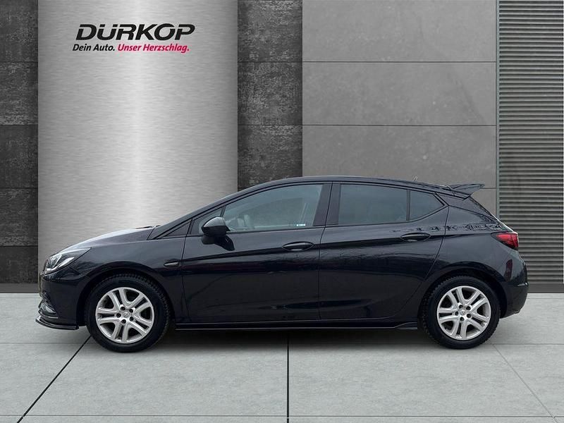 Gebraucht Opel Astra Dynamic 125 PS (91 kW) 2016 Karbonschw graphitschw midnigh Limousine