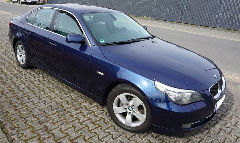 Blau Gebraucht 2007 BMW 523 Limousine | 3.500 € (Fairer Preis) - Bild 1/4
