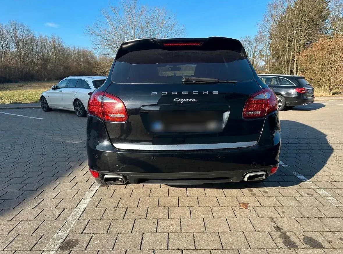 Gebraucht Porsche Cayenne 245 PS (180 kW) 2012 Schwarz SUV