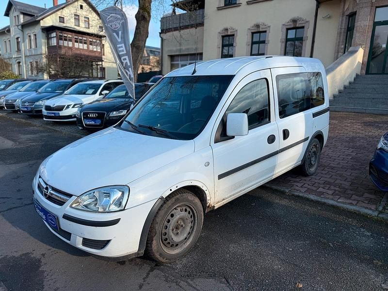 Usado Opel Combo 75 HP (55 kW) 2008 Branco Monovolume