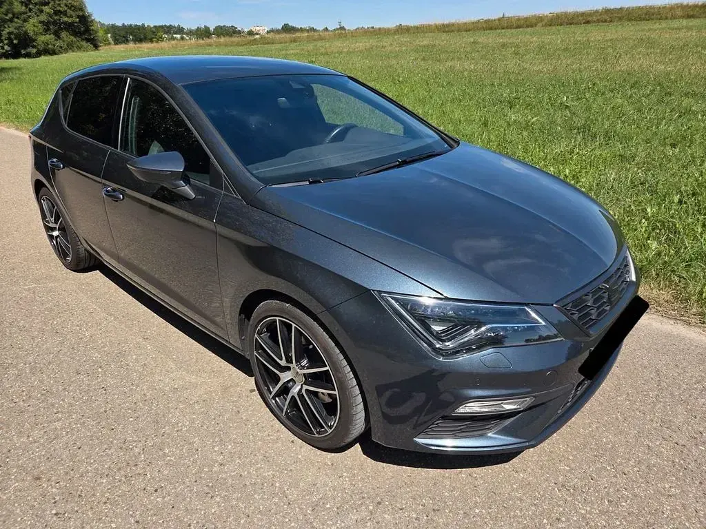 Gebraucht Seat Leon FR 190 PS (139 kW) 2019 Grau Limousine