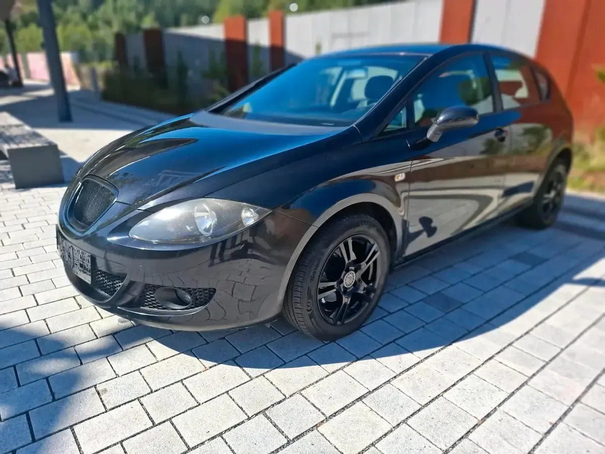 Gebraucht Seat Leon 105 PS (77 kW) 2006 Schwarz Kleinwagen