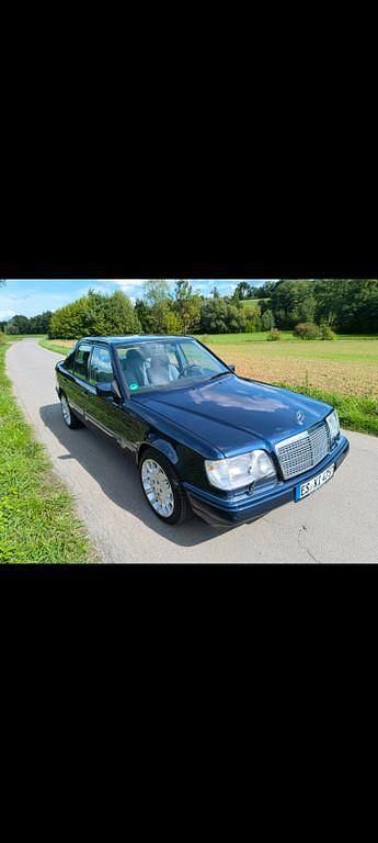 Brugt Mercedes E280 193 HK (141 kW) 1995 Blå Sedan