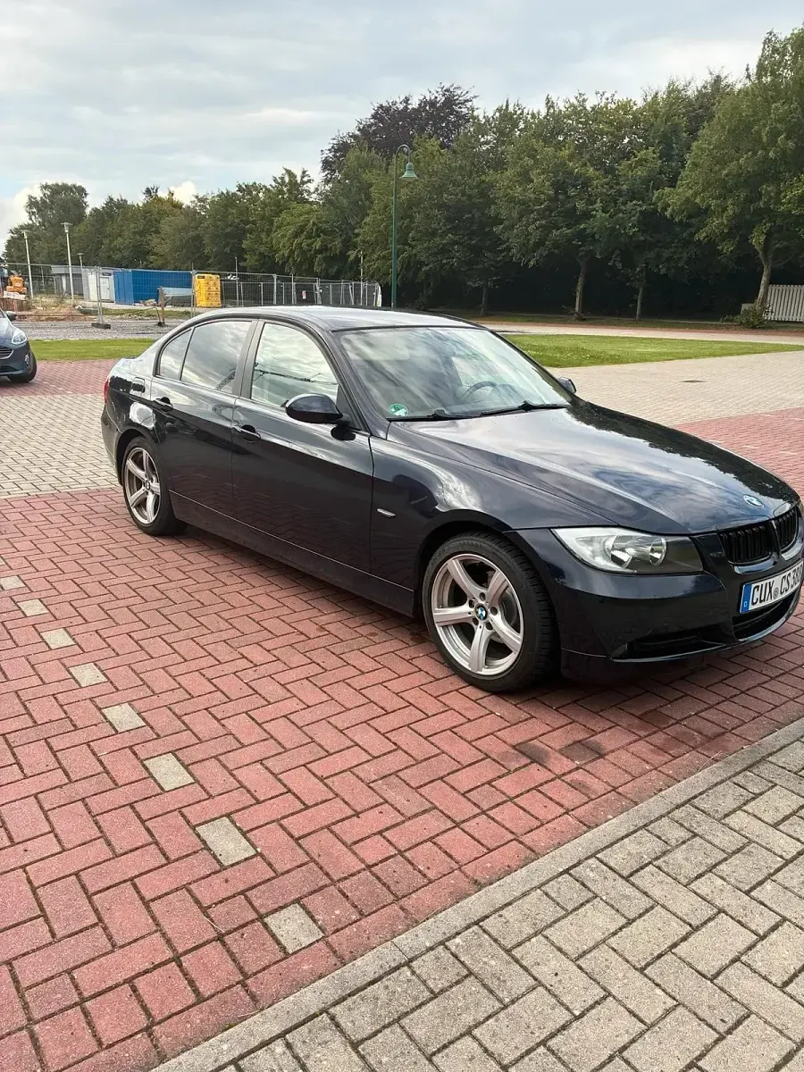 Używany BMW 320 150 KM (110 kW) 2006 Sedan/Limuzyna