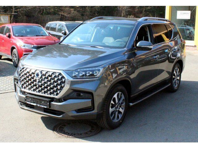 Marble grey met. Gebraucht 2022 Ssangyong (KGM) Rexton Sapphire SUV | 37.950 € - Bild 1/4