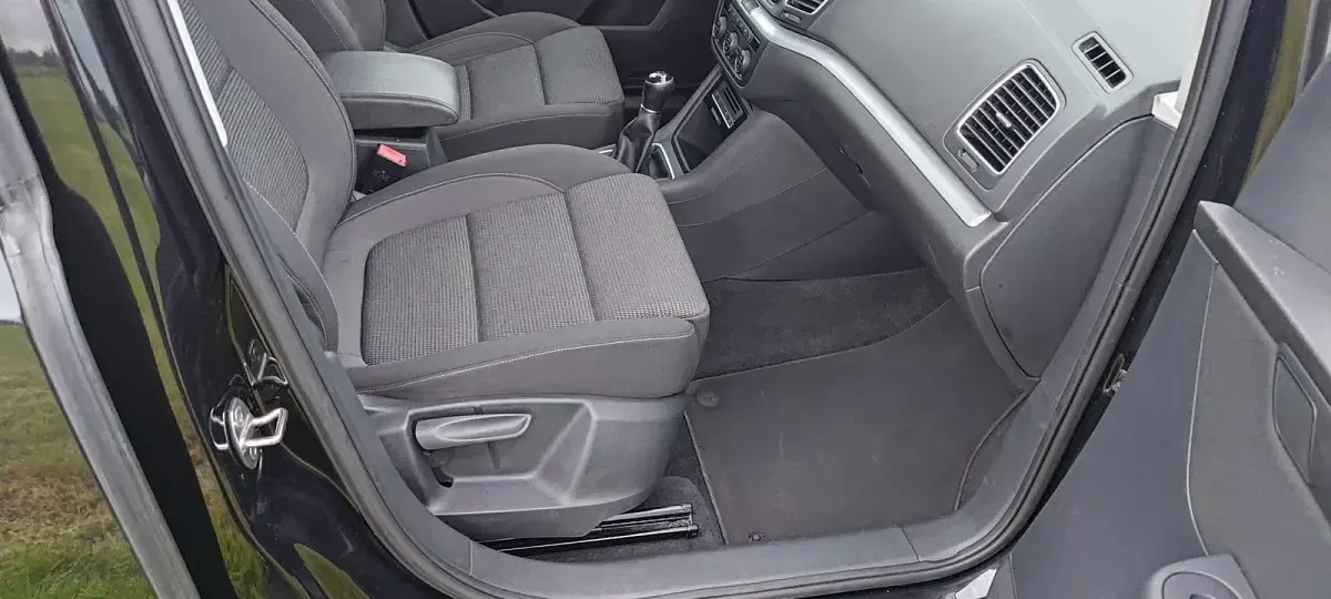 Gebraucht VW Sharan 150 PS (110 kW) 2017 Schwarz Van / Kleinbus