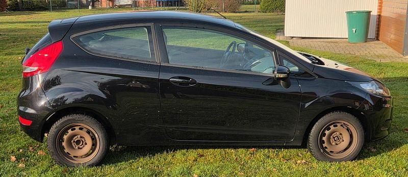 Usata Ford Fiesta 2011 Nero Utilitaria