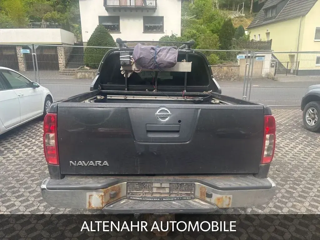 Gebraucht Nissan Navara 174 PS (127 kW) 2007 Grau Pickup