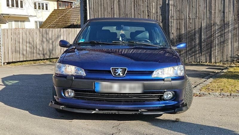 Gebraucht Peugeot 306 Cabriolet 98 PS (72 kW) 2001 Blau Cabrio