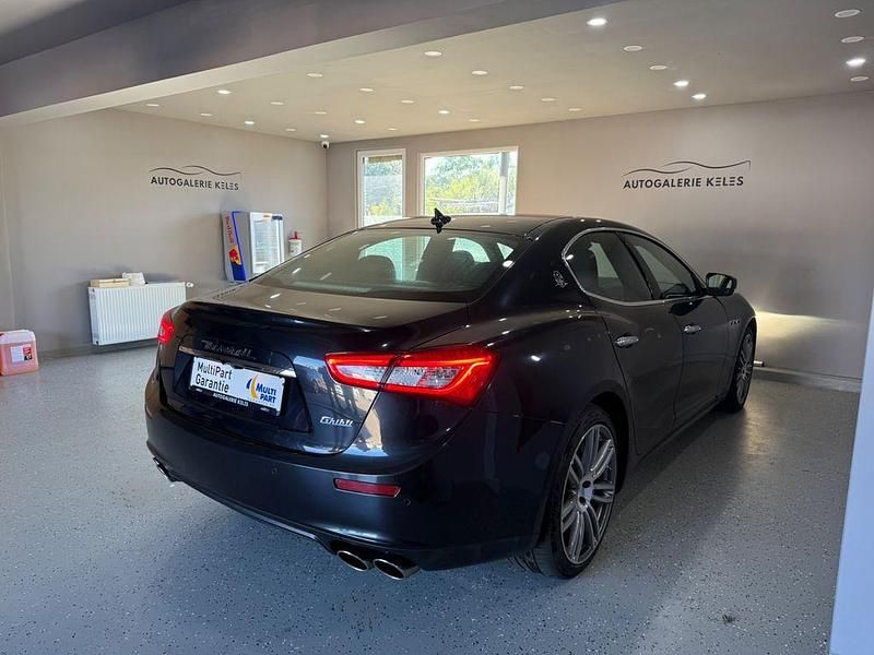 Gebraucht Maserati Ghibli 286 PS (210 kW) 2017 Schwarz Coupé