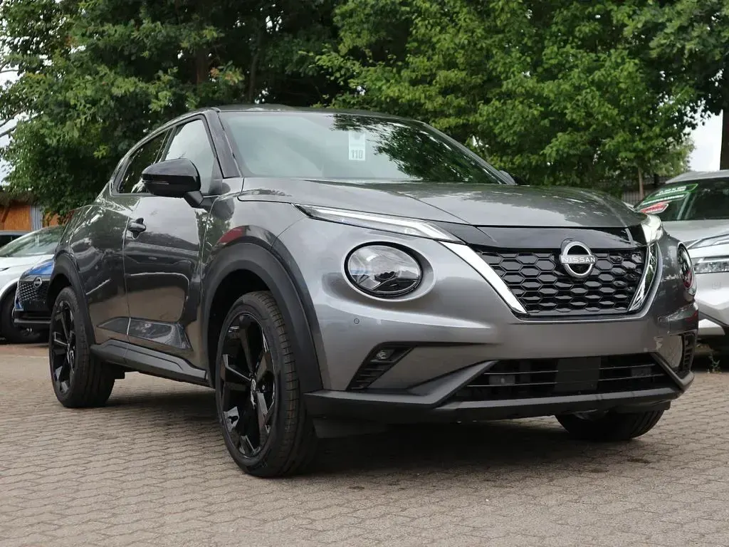 Neu Nissan Juke 360º 114 PS (83 kW) 2026 Dark grey SUV