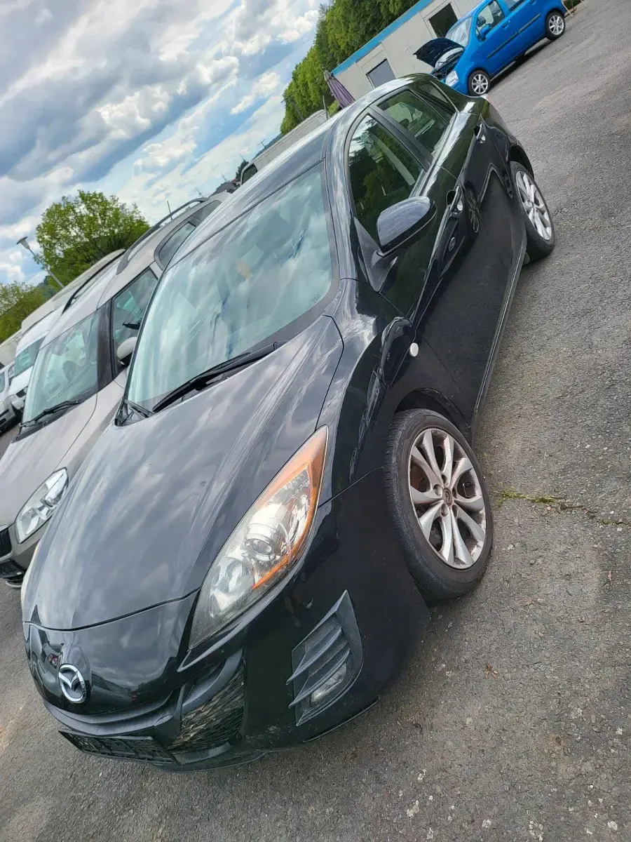 Gebraucht Mazda 3 109 PS (80 kW) 2010 Schwarz Limousine
