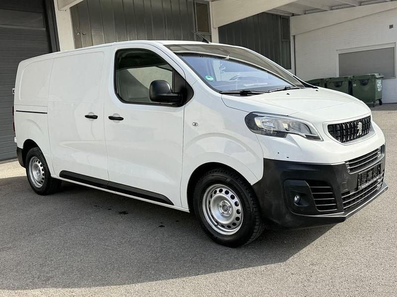 Gebraucht Peugeot Expert 122 PS (89 kW) 2021 Weiß Van