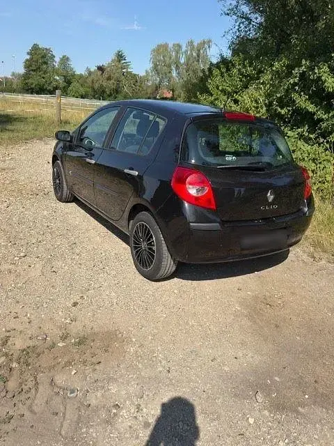 Gebraucht Renault Clio II Dynamique 75 PS (55 kW) 2007 Schwarz Limousine