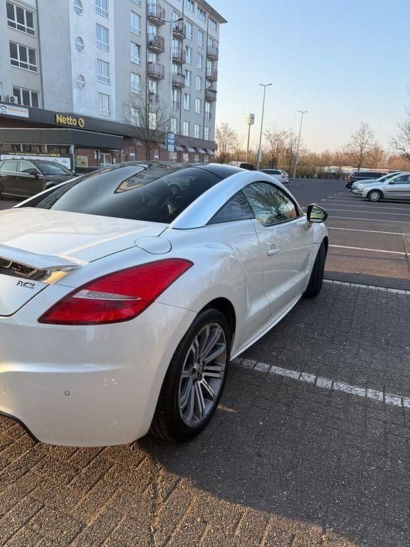 Gebraucht Peugeot RCZ 163 PS (119 kW) 2012 Weiß Coupé