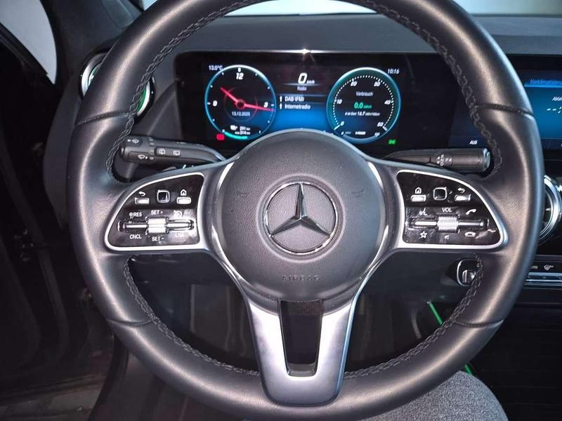 Gebraucht Mercedes EQA250 Progressive 139 kW (190 PS) 2023 SUV