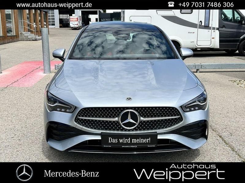 Silber Gebraucht 2024 Mercedes CLA250e Shooting Brake AMG line Kombi | 38.890 € (Etwas zu teuer) - Bild 1/4