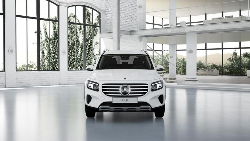 Weiss Gebraucht 2024 Mercedes GLB200 SUV | 38.800 € (Superpreis) - Bild 1/4