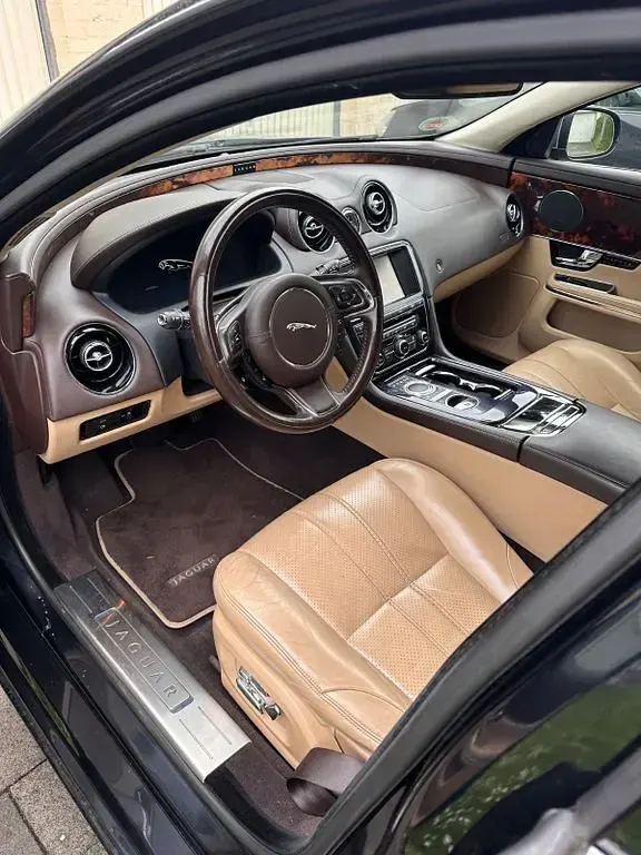 Gebraucht Jaguar XJ Luxury 275 PS (202 kW) 2011 Limousine