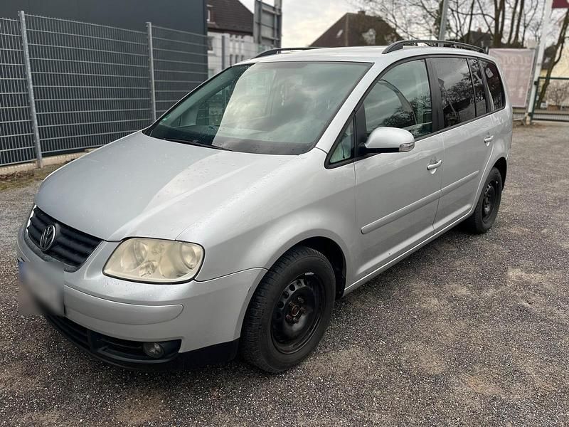 Gebraucht VW Touran 105 PS (77 kW) 2004 Silber Van / Kleinbus