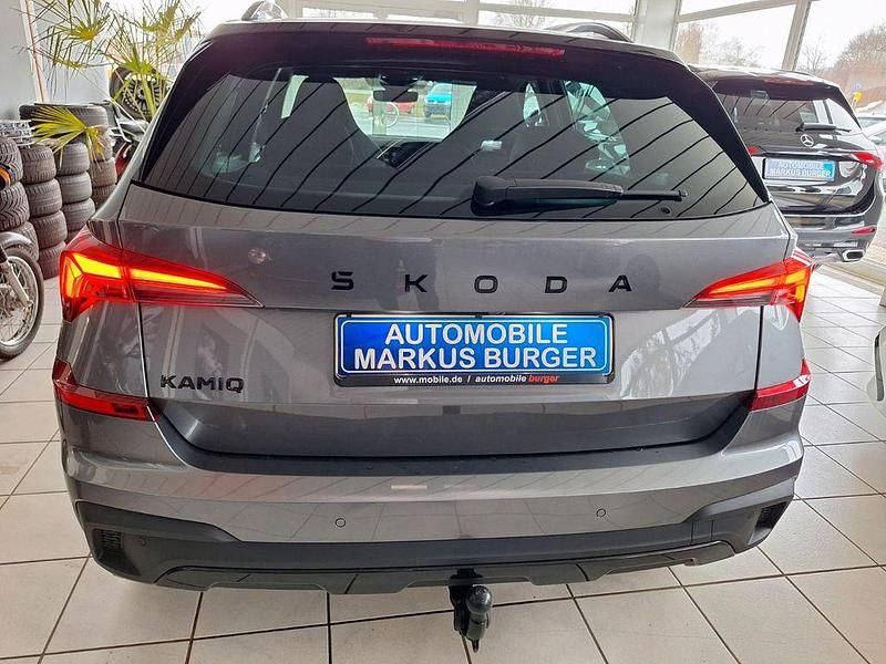Neu Skoda Kamiq 150 PS (110 kW) 2026 Grau SUV