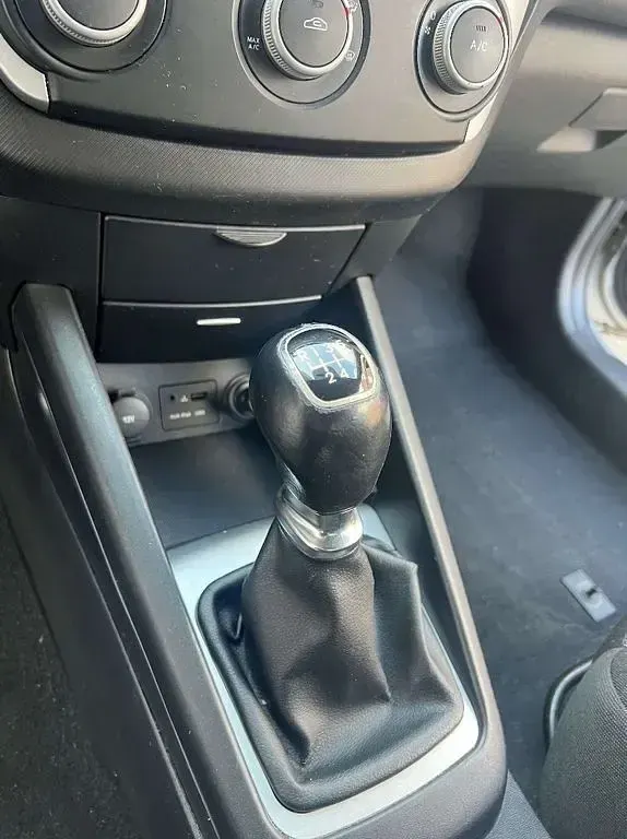 Gebraucht Kia Ceed Edition 7 90 PS (66 kW) 2012 Silber Kleinwagen