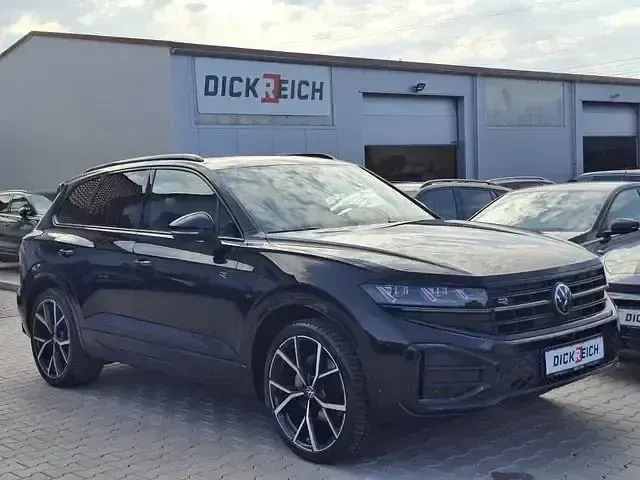 Gebraucht VW Touareg R-line 286 PS (210 kW) 2025 Schwarz SUV
