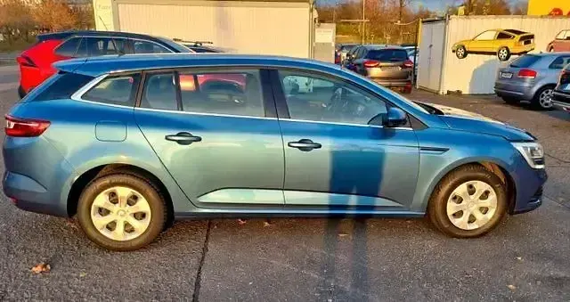 Gebraucht Renault Mégane IV Life 101 PS (74 kW) 2017 Blau Limousine