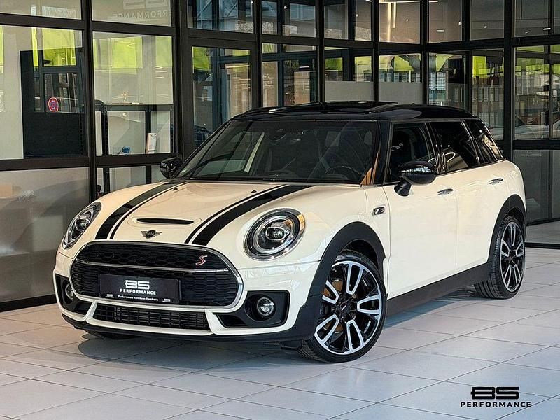 Weiß Gebraucht 2021 Mini Cooper S Clubman Kombi | 22.990 € (Fairer Preis) - Bild 1/4