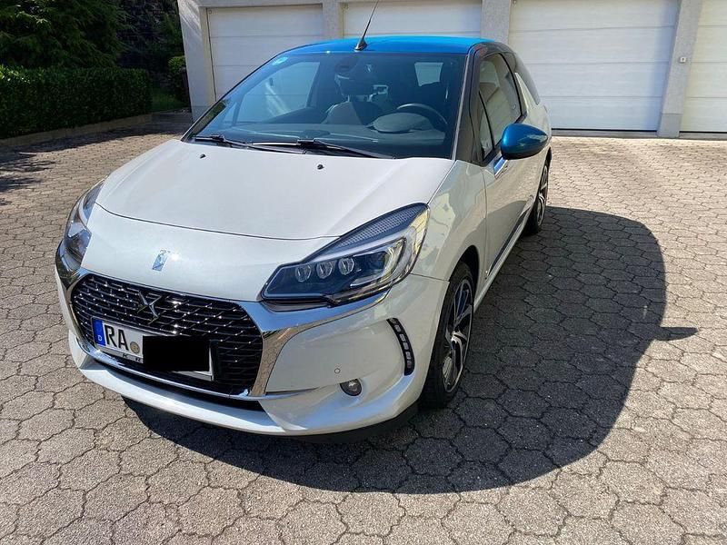 Weiß Gebraucht 2016 Citroën DS3 Cabriolet So Chic Cabrio | 9.850 € (Etwas zu teuer) - Bild 1/4