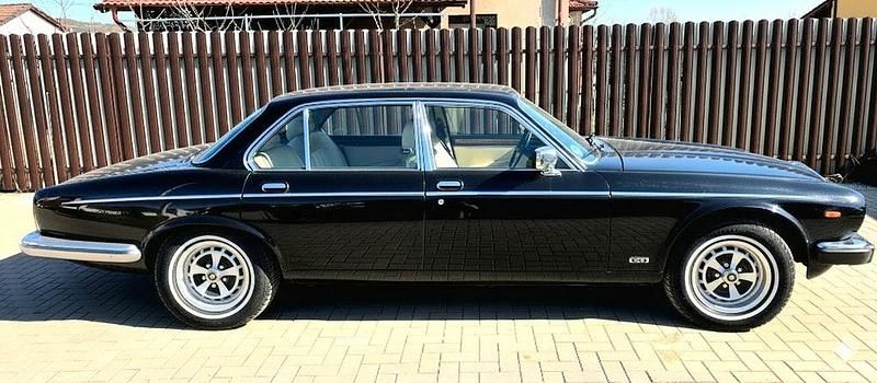 Gebraucht Jaguar XJ 264 PS (194 kW) 1990 Schwarz Limousine
